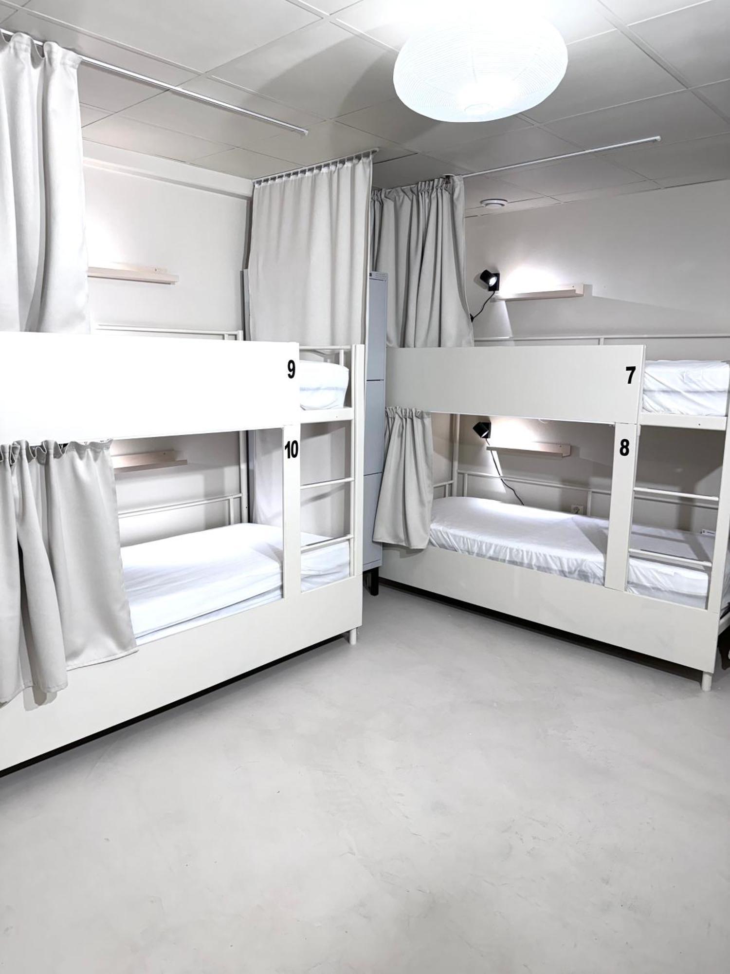 Bed 10-Bed Mixed Dormitory Room