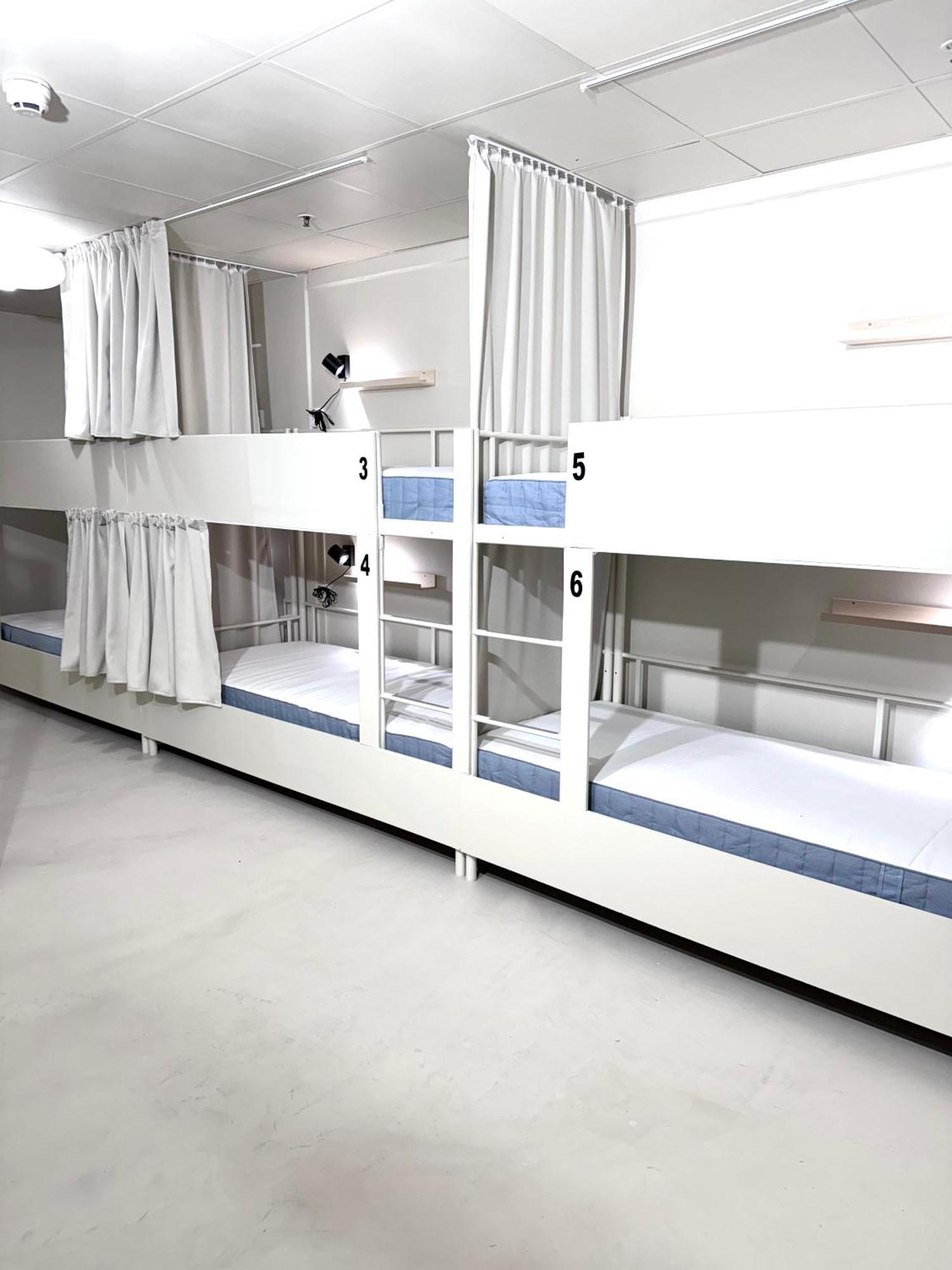 Bed 10-Bed Mixed Dormitory Room