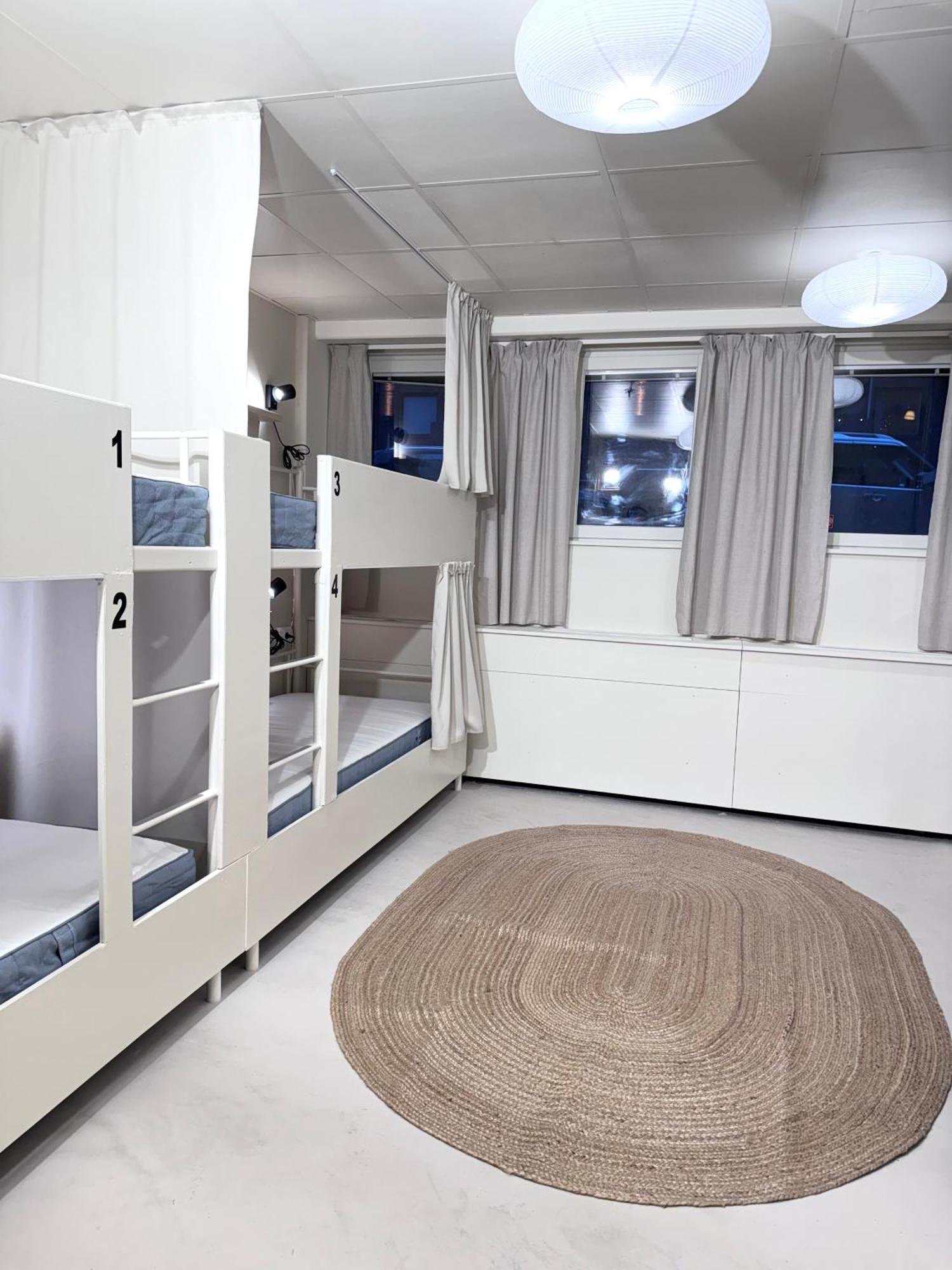 6-Bed Mixed Dormitory Room